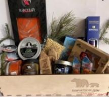 Камчатский подарочный набор "Четвёртый" фото 1 &mdash; Интернет-магазин доставки продуктов и воды ВКУСНЫЙ