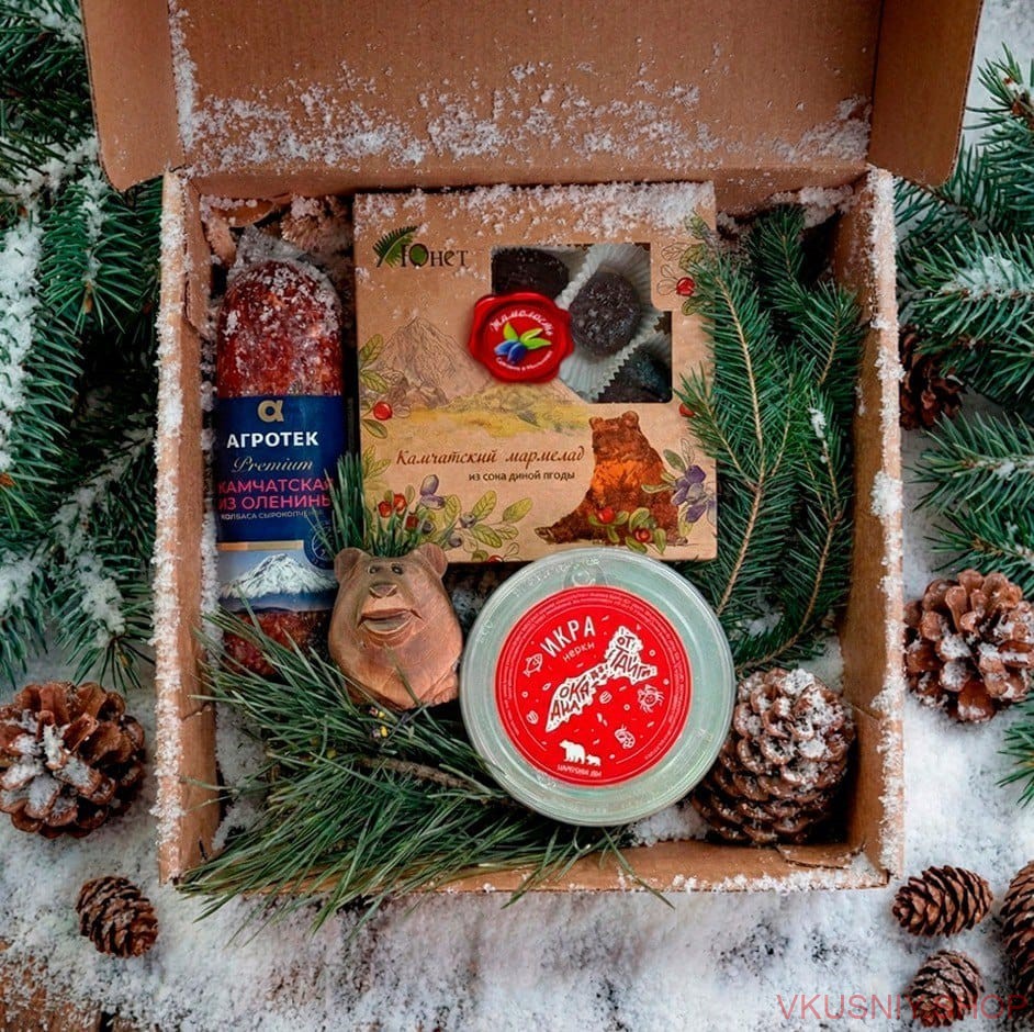 Камчатский подарочный набор "Третий" фото 1 &mdash; Интернет-магазин доставки продуктов и воды ВКУСНЫЙ