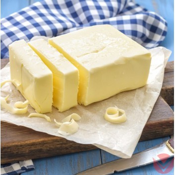 Масло сливочное натуральное 82,5% 0,5 кг — Интернет-магазин доставки продуктов и воды ВКУСНЫЙ