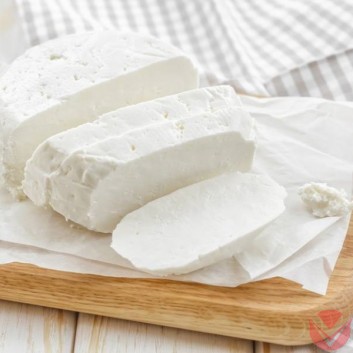 Сыр Адыгейский 300 гр. — Интернет-магазин доставки продуктов и воды ВКУСНЫЙ