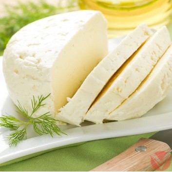 Сыр Сулугуни 300 гр. фото 1 — Интернет-магазин доставки продуктов и воды ВКУСНЫЙ